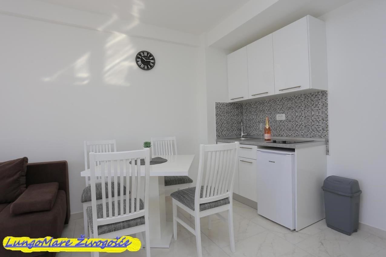 Apartmants Villa Lungo Mare Živogošće Exterior foto